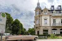 Hotel Villa Grunewald mit Café und Bistro Hotels in der Nähe von Schloss Ockstadt