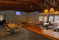 Hotel Las Espuelas, Bar & Restaurant Hotels in Ліберія
