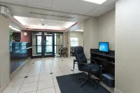 Travelodge by Wyndham Romulus Detroit Airport