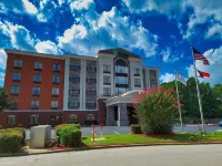 Holiday Inn Express & Suites Wilson-Downtown Hotels in Wilson