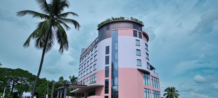Pushpak Grande Hoteles en Distrito de Malappuram