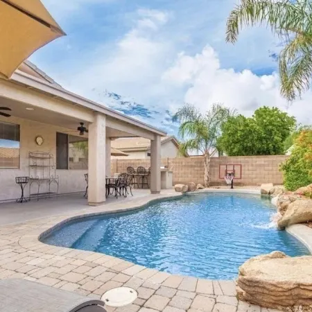 ~BEAUTIFUL HOME WITH POOL IN PRESTIGIOUS LITCHFIELD/PALM VALLEY