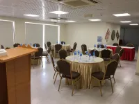 Muscat Hills Hotel - 3-Star