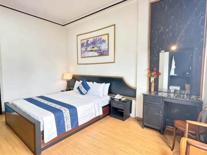 New Star Inn Boutique