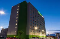 Holiday Inn Express Saltillo Zona Aeropuerto Các khách sạn gần Ejército Mexicano Urban Forest (Sector II)
