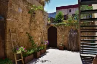 S.Nikolis' Historic Boutique Hotel