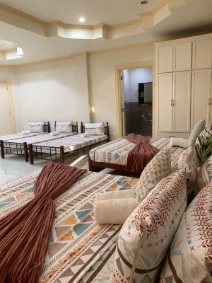 Pundaquit Luxury Resort - Parking