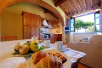 Agriturismo Il Pelago فنادق في Castagneto Carducci