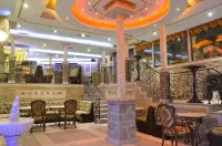Boutique Hotel Boris Palace & Restaurant
