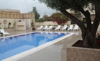 Salome Hotel