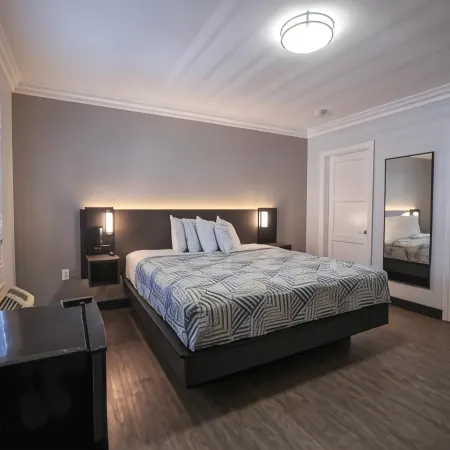 Motel 6 Tustin, CA – Orange County