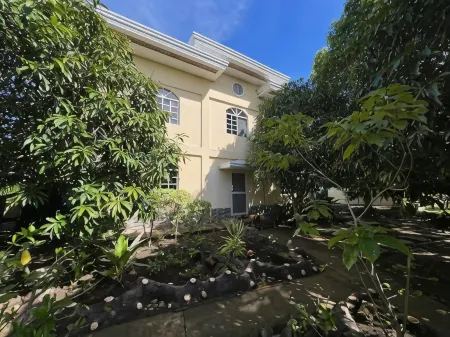 Sondol Guesthouse Отели в г. Лун