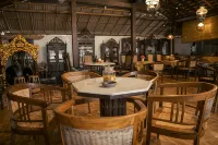 Kedaton Wetan Homestay فنادق في Glagah