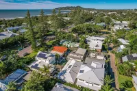 Azur Byron Bay Hotels in Ewingsdale