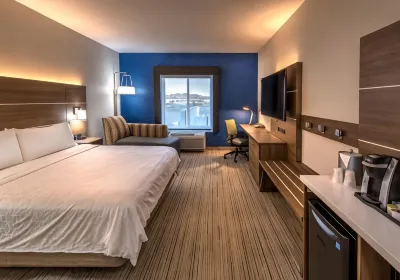 Holiday Inn Express & Suites Minden