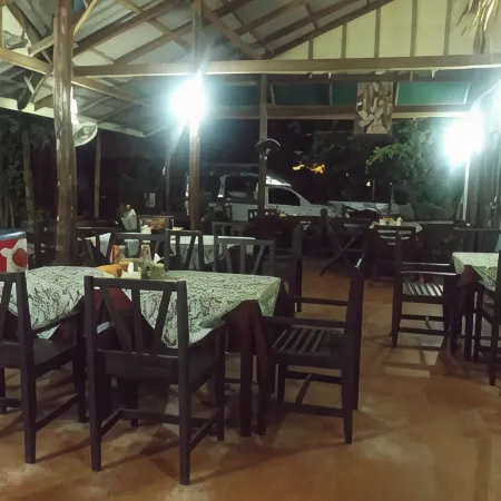 Lanta Long Beach Hostel