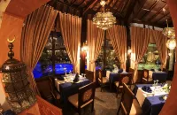 오리엔탈 리볼리 호텔 & 스파