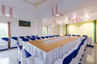 Treebo Airsuite Airport Hotel