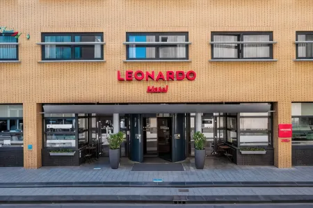 Leonardo Hotel Hengelo City Center Отели в г. Энсхеде
