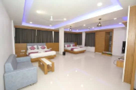 Hotel Green Leaf,Anand