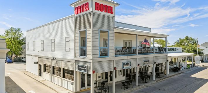 Hotel Whiskey in Pass Christian Hotels in Harrison County