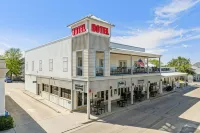 Hotel Whiskey in Pass Christian - Beach