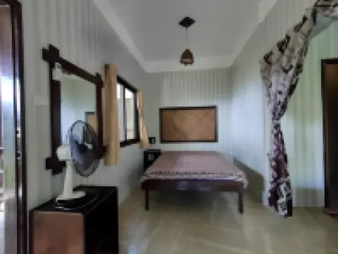 Eddie`s Beach Resort Siargao