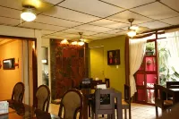 Hotel Tazumal House - breakfast