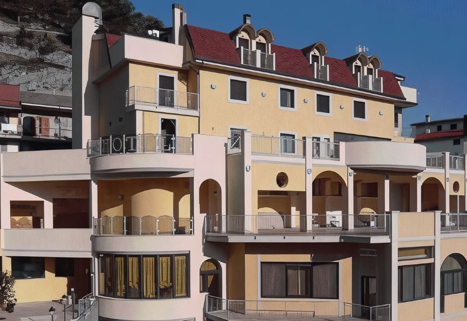 Hotel Sette E Mezzo, Exterior, Hotel Exterior