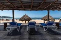 Torreblanca Beach Hotel and Suites Guayabitos - Desayuno y Comida Incluido - Ocean View