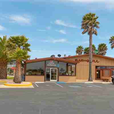San Simeon Lodge Hotel Exterior