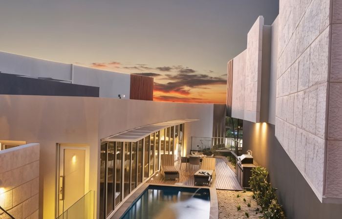 The Frames - Couples Retreat with Private Heated Pool, Spa & Sauna