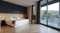 Hotel Món Sant Benet