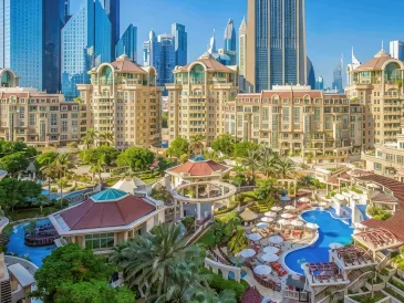 Swissôtel Al Murooj Dubai