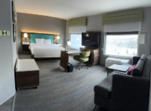 Hampton Inn by Hilton Kingston