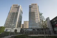 Platinum Towers Country 2 Country - Apartments