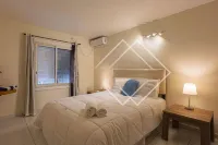Nice Apartment on the Beach at Grand Case
