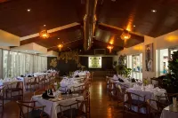 Heritage Park Hotel