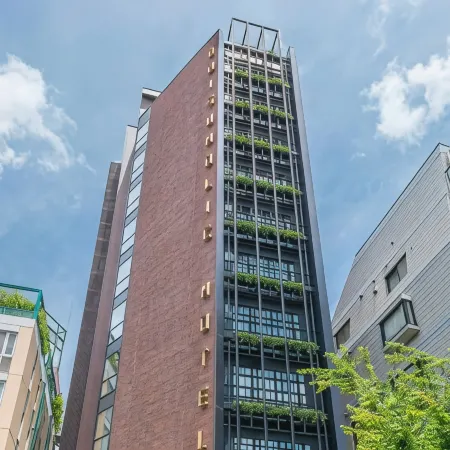 EBISUHOLIC HOTEL Отели рядом с достопримечательностью «Мегуро (специальный район)»