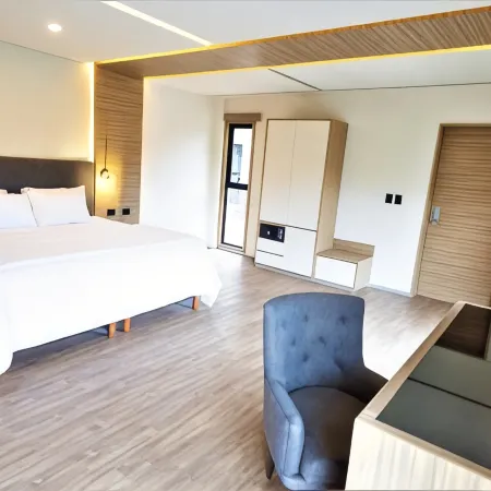 Hotel Plaza by Kavia