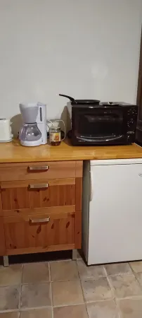 Charming little house for two Отели в г. Эндр