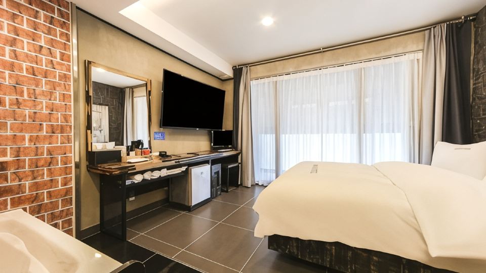 Changyeong Moon Dot Self Check-in Motel