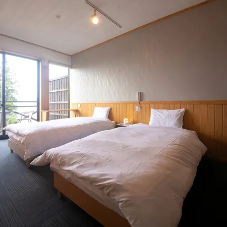 全室半露天付き客室　旅館由布山