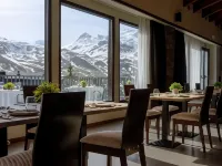 Snö Aragon Hills Hotels in Formigal