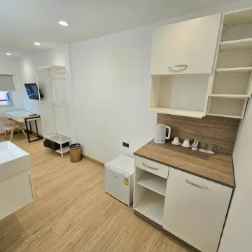 Arawana Express Sukhumvit 22 Отели рядом с достопримечательностью «Торговый центр Terminal 21»