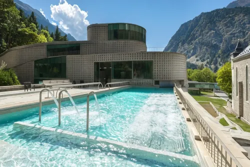 Hotel Continental Balneario de Panticosa Hotels in Formigal