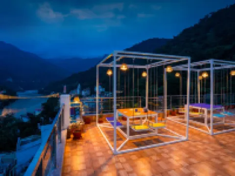 Gostops Rishikesh Lakshaman Jhula Hotels in Rishikesh