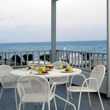 Filoxenia Apartments