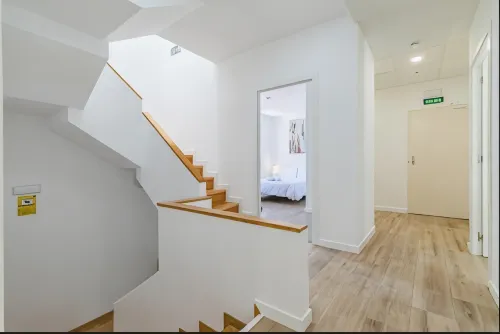 Ayz Joaquín Pol - Auto Check-in Property