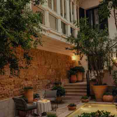 Portella Hotel Exterior